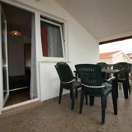 By The Sea - 17870 Apartment Vir